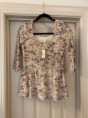 NWT Decree M Women's Lavender Purple Dusk Cream Peplum Top